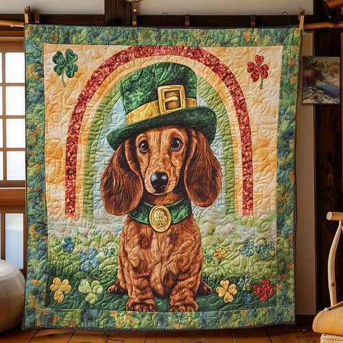 Lucky Hat Dachshund WN1601015CL Quilt
